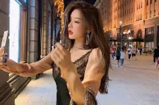 曝71岁谭咏麟出轨23岁粉丝证据只是一张背影图不信娱乐圈了？